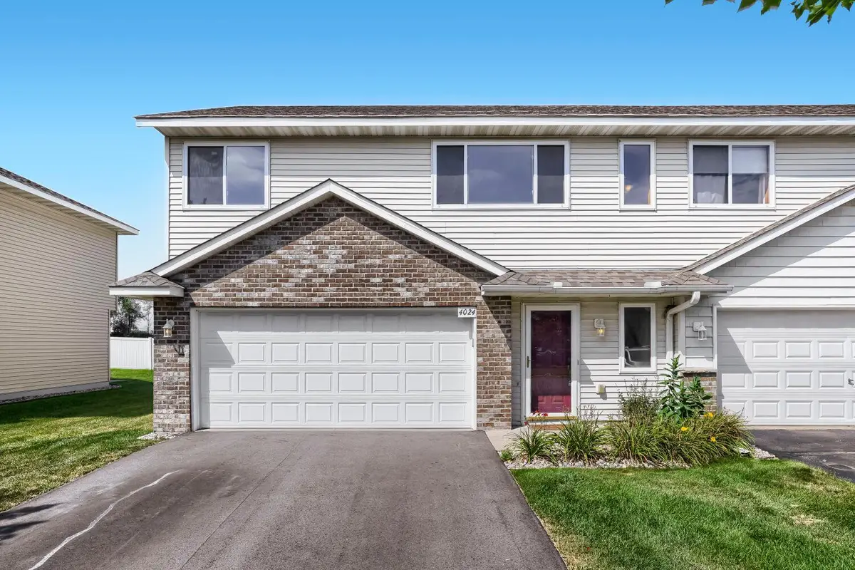 4024 Blakewood Drive, Shakopee, MN 55379 - #1