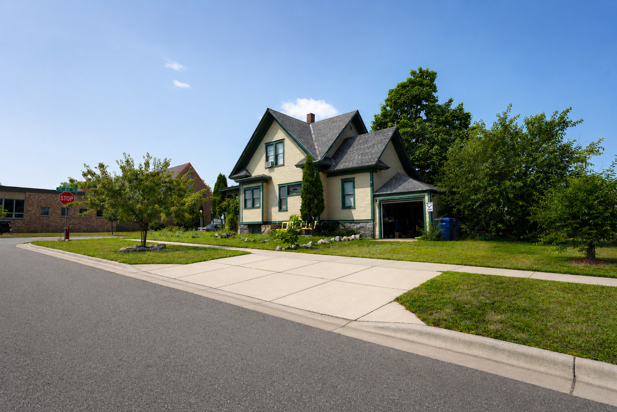 30 4th Avenue Se, Saint Cloud, MN 56304 - #1
