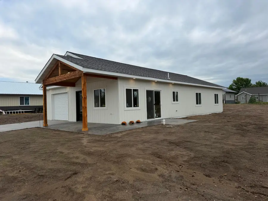 730 Cedar Avenue Se, Menahga, MN 56464 - #2