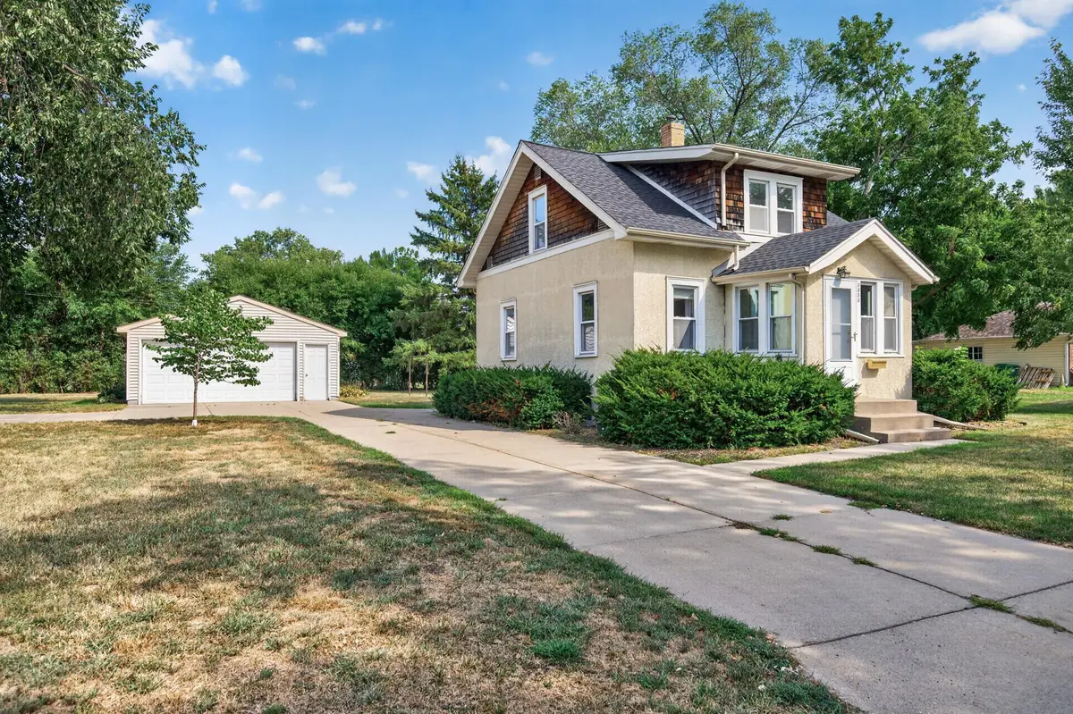 5830 Bryant Avenue N, Brooklyn Center, MN 55430 - #1