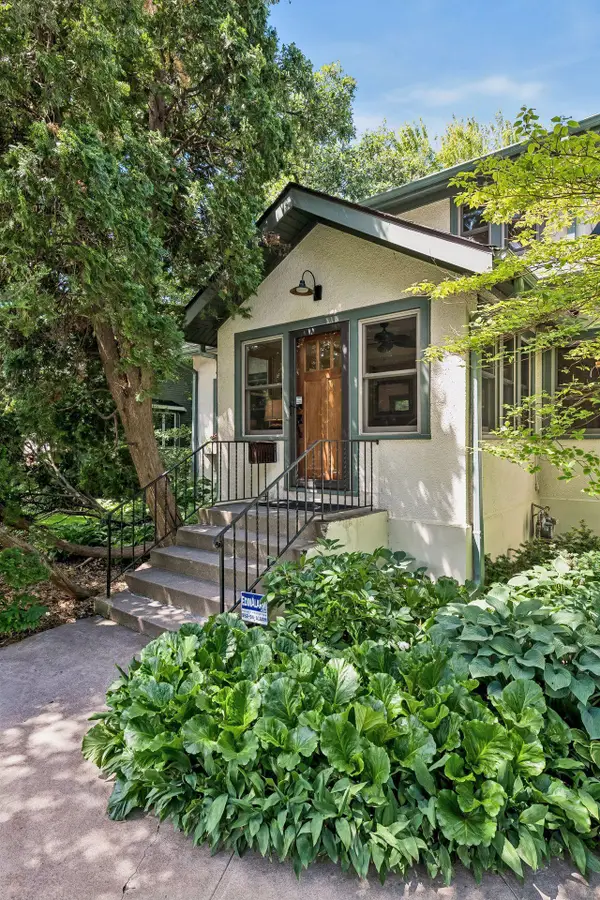4308 France Avenue S, Edina, MN 55410