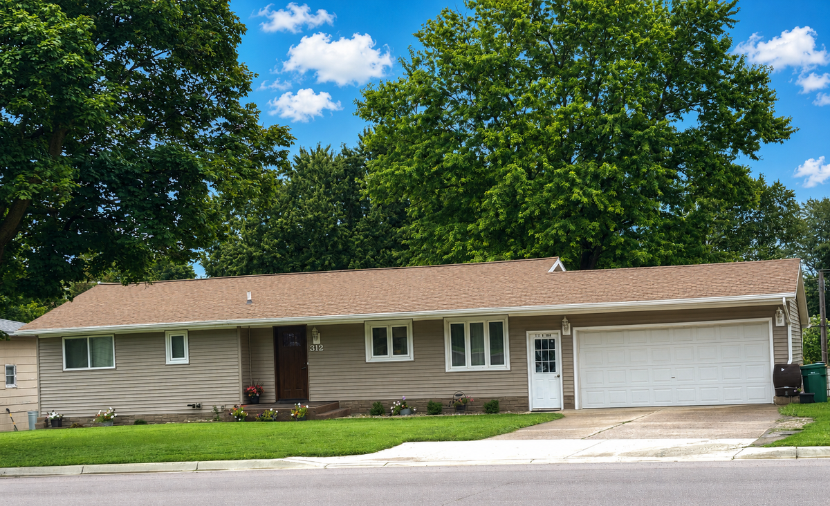 312 N Main Street, Sherburn, MN 56171 - #1