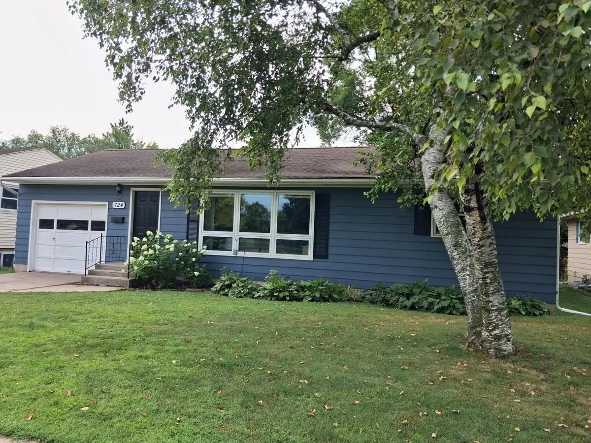 724 E Channing Avenue, Fergus Falls, MN 56537 - #1