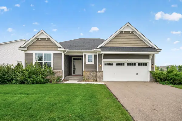 1250 Oak Tree Court, Carver, MN 55315