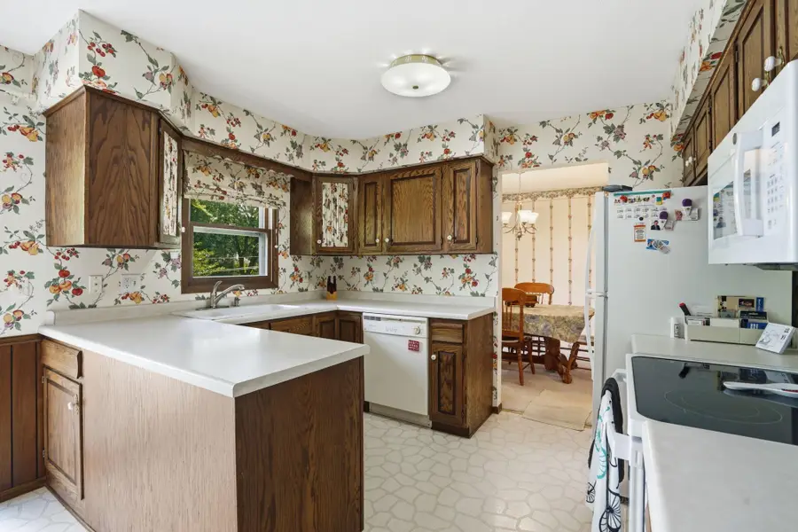 2756 Yukon Avenue N, New Hope, MN 55427 - #3