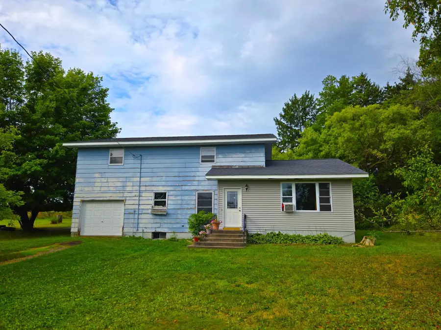 39 5th Avenue, Clayton, WI 54004 - #3