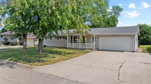 807 Hackberry Drive, Marshall, MN 56258