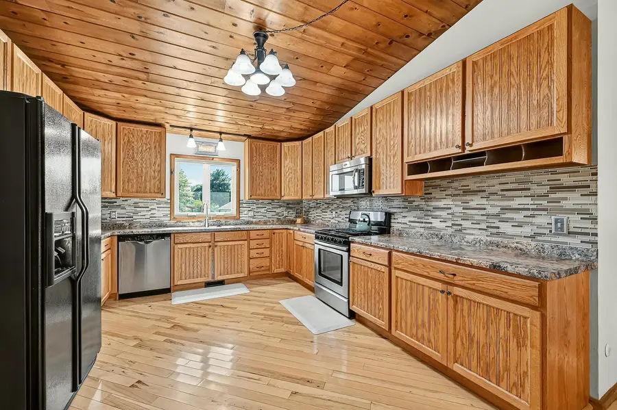813 3rd Avenue Se, Stewartville, MN 55976 - #3
