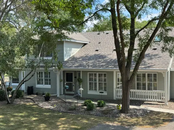 4529 S Mallard Trail, Eagan, MN 55122