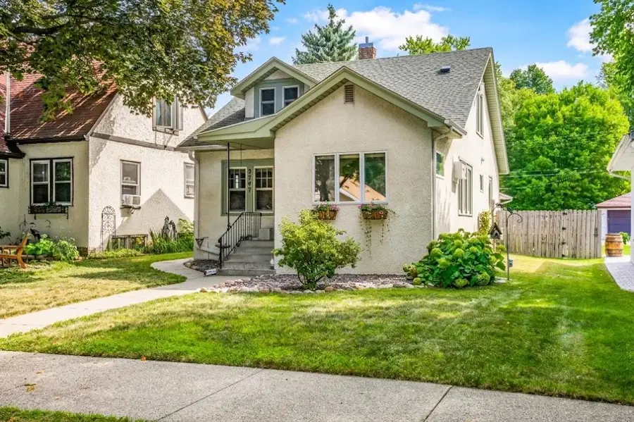 2747 Garfield Street Ne, Minneapolis, MN 55418 - #2