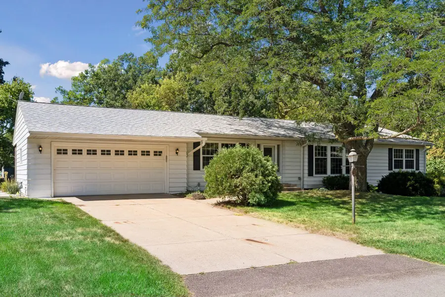 14211 Lennell Drive, Minnetonka, MN 55345 - #2