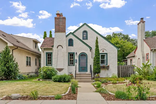 2722 Garfield Street Ne, Minneapolis, MN 55418