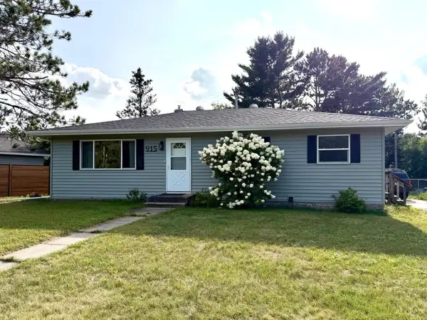915 NE 7th Avenue, Grand Rapids, MN 55744