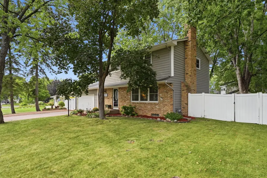 4762 Decatur Avenue N, New Hope, MN 55428 - #2