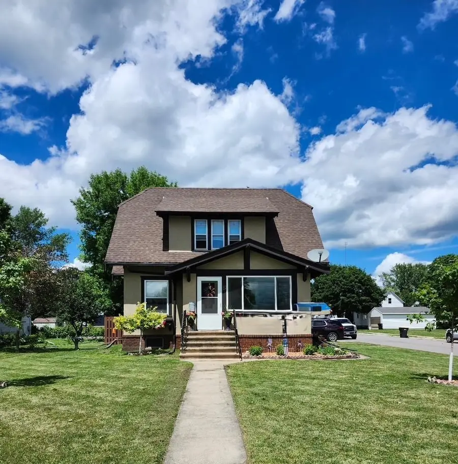 19 1st Avenue Ne, Fairfax, MN 55332 - #2