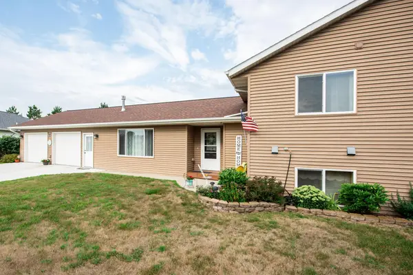 614 W Colfax Street, Parkers Prairie, MN 56361