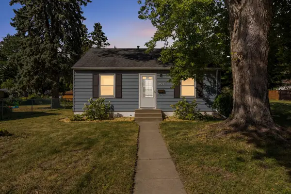 1923 44th Avenue Ne, Columbia Heights, MN 55421