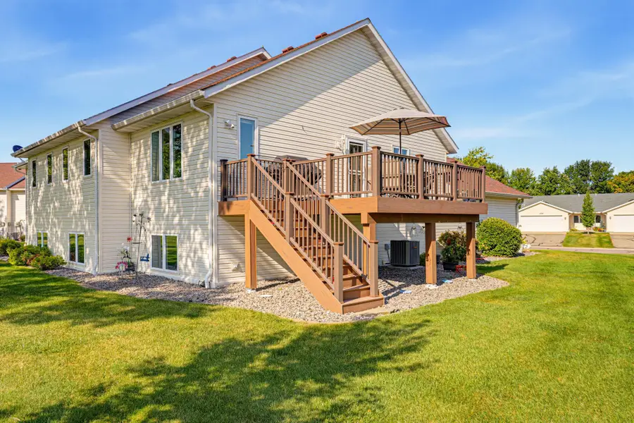 1063 Prairie View Drive Sw, Hutchinson, MN 55350 - #3