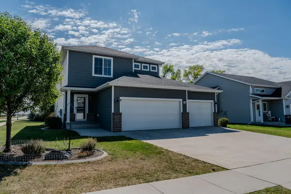 6204 63rd Avenue S, Fargo, ND 58104