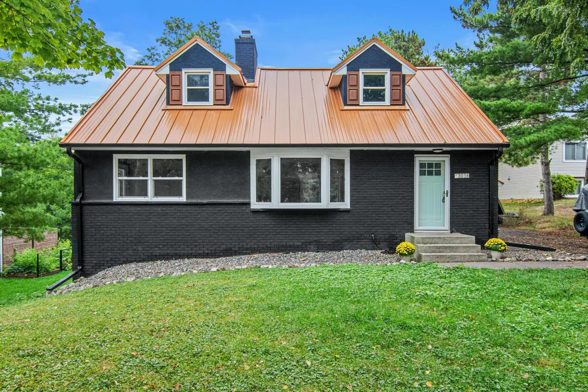 3038 Victoria Street N, Roseville, MN 55113 - #1