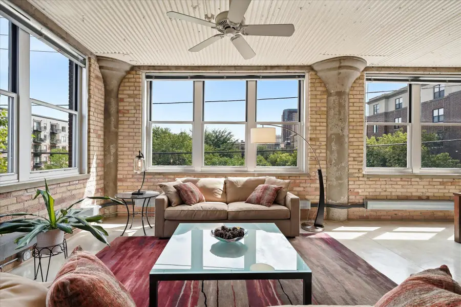 225 9th Street E #201, Saint Paul, MN 55101 - #2