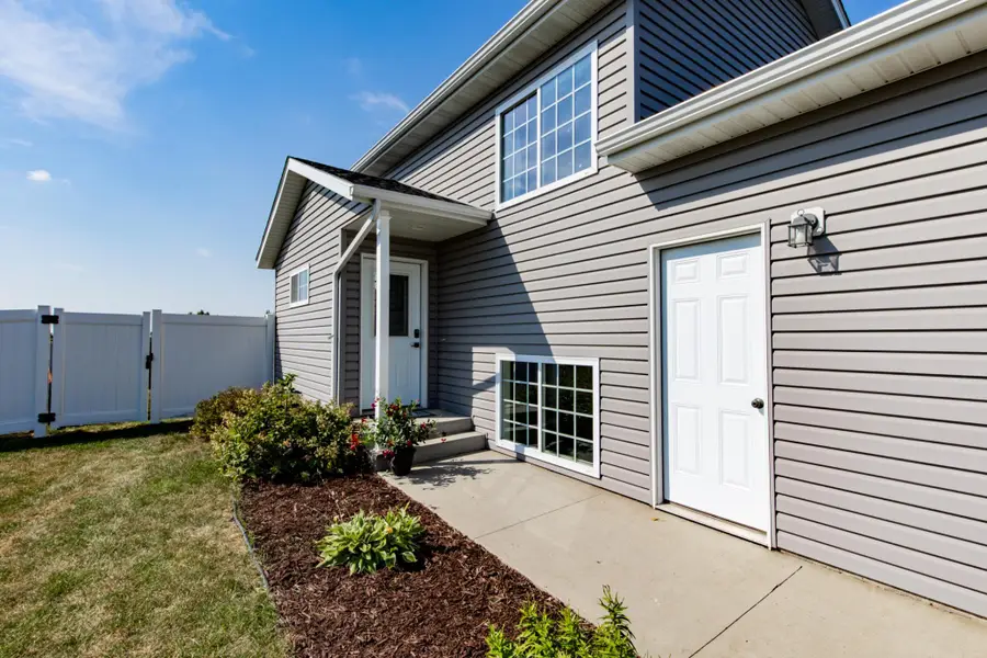 613 5th Street E, Horace, ND 58047 - #3