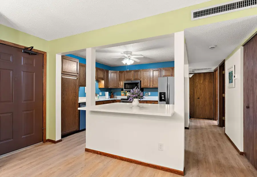 10540 43rd Avenue N #203, Plymouth, MN 55442 - #3
