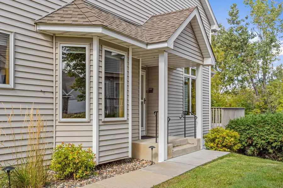 1067 Westcliff Curve, Shoreview, MN 55126 - #3