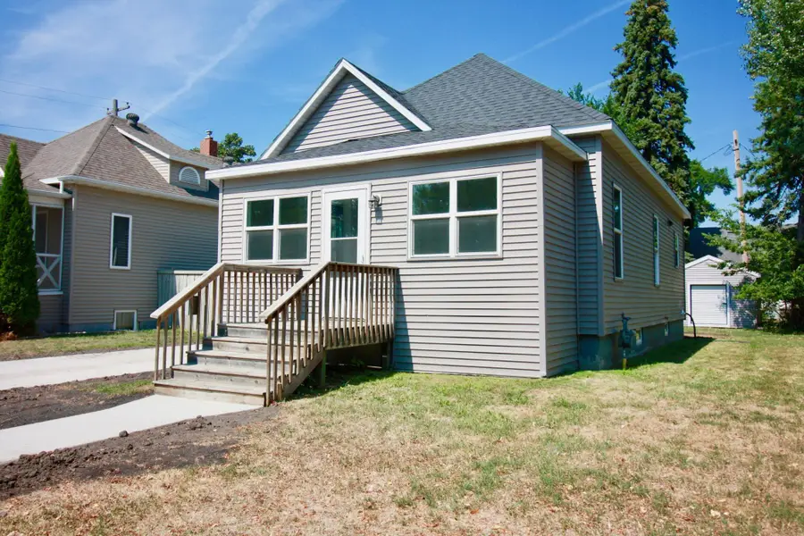 518 Andrews Avenue, Breckenridge, MN 56520 - #3