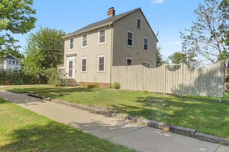 608 9th Street, Worthington, MN 56187 - #2