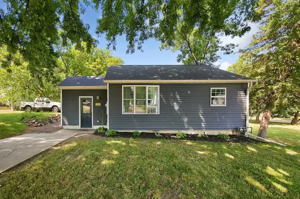 1052 Miller Avenue, Windom, MN 56101