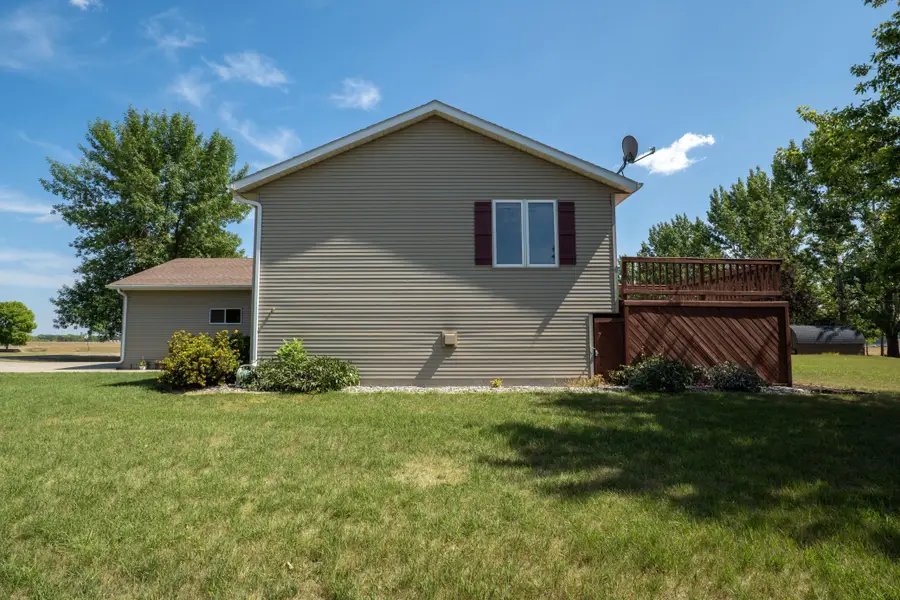 621 Southview Drive, Hendrum, MN 56550 - #2
