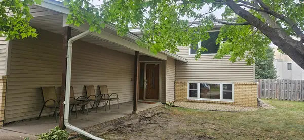 7040 71st Avenue N, Brooklyn Park, MN 55428