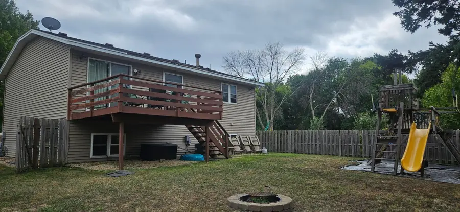 7040 71st Avenue N, Brooklyn Park, MN 55428 - #2