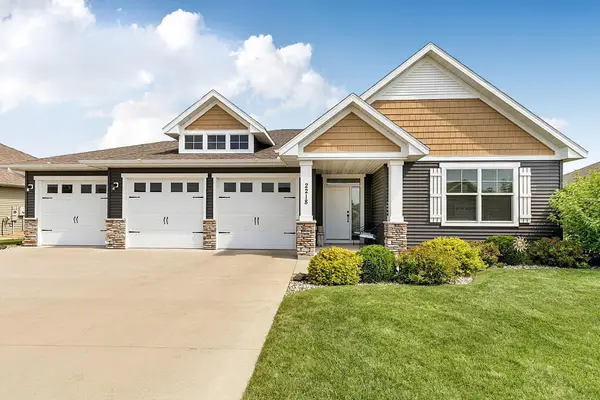2218 72nd Avenue N, Saint Cloud, MN 56303