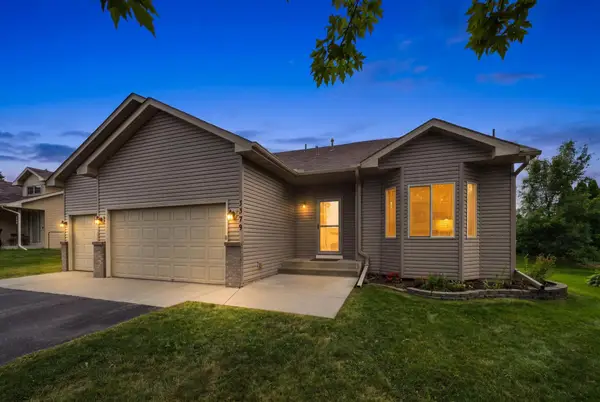 1379 Landings Lane, Watertown, MN 55388