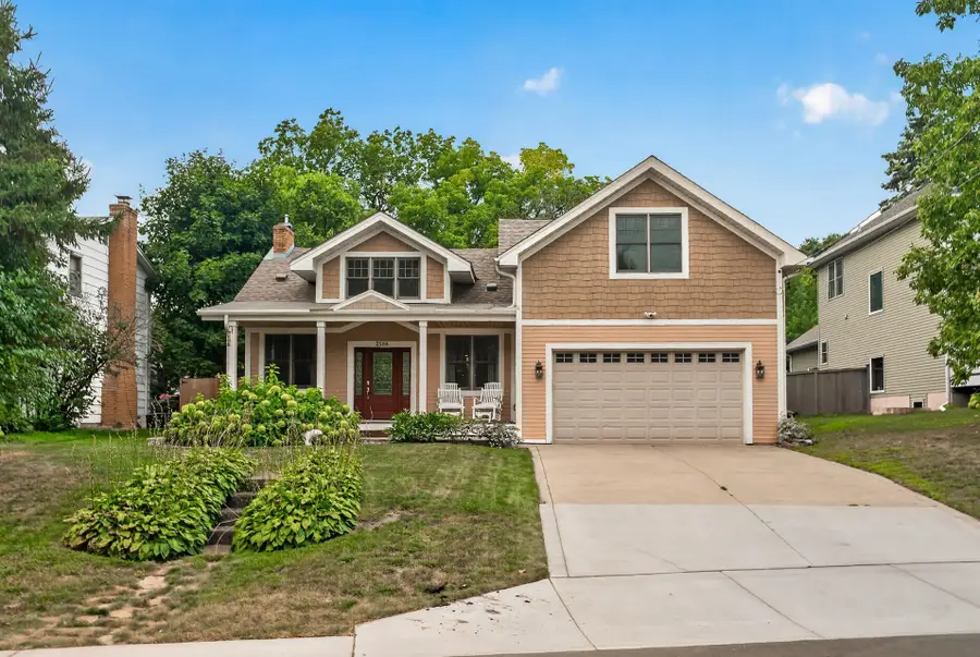 2584 S Shore Boulevard, White Bear, MN 55110 - #2