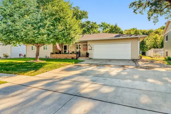 813 Oak Street, West Fargo, ND 58078