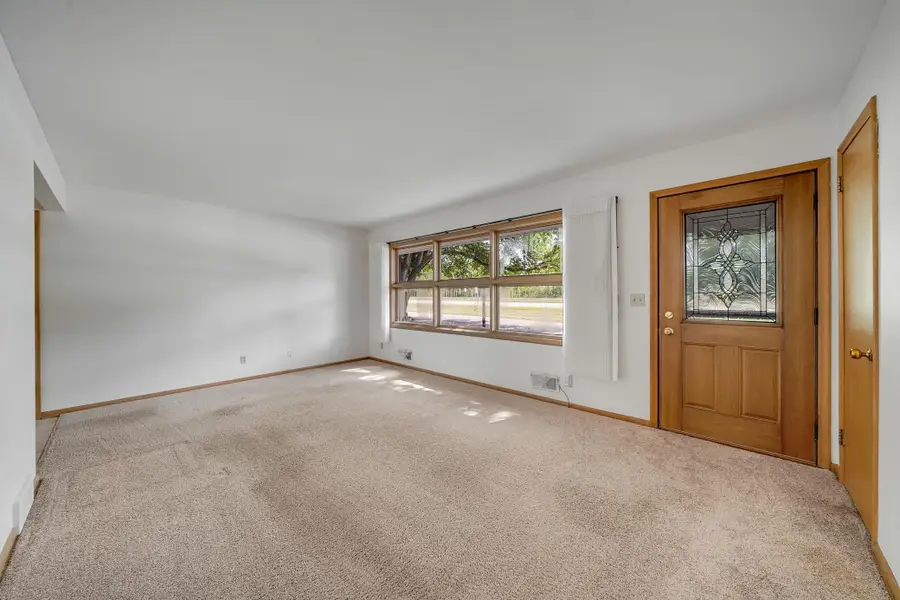 903 Parallel Street, Chaska, MN 55318 - #3