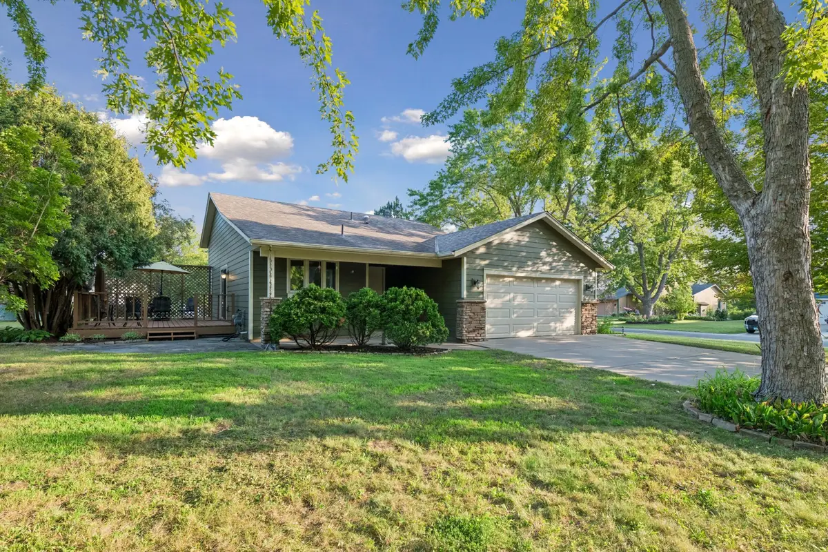 951 Redwing Court, Chanhassen, MN 55317 - #1