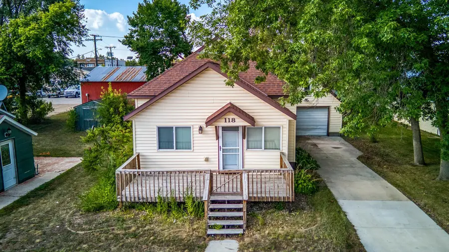 118 E Colfax Street, Parkers Prairie, MN 56361 - #2