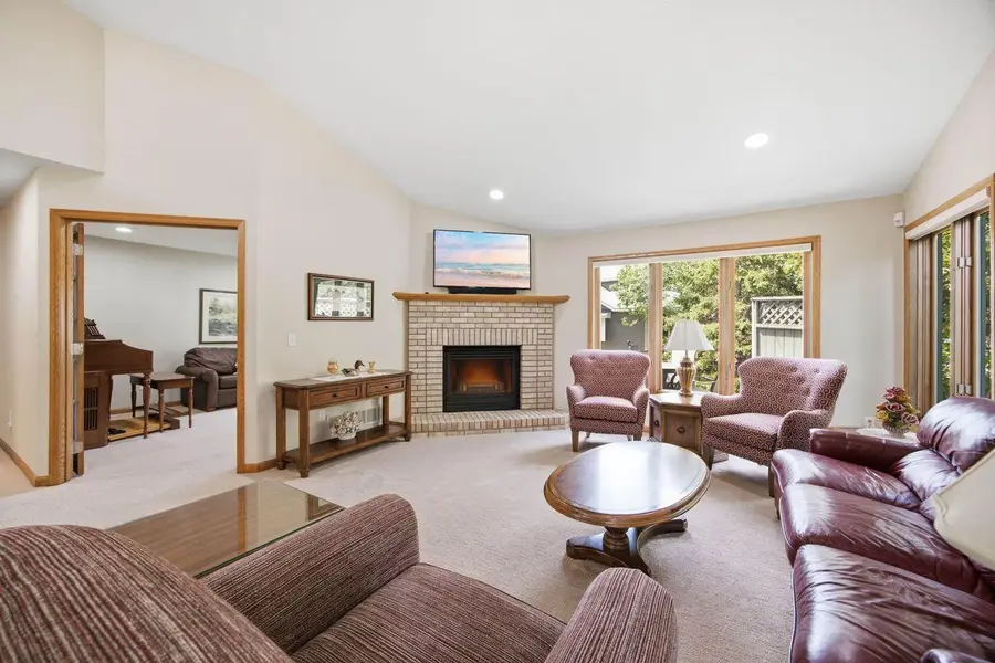 1264 Silverthorn Drive, Shoreview, MN 55126 - #3
