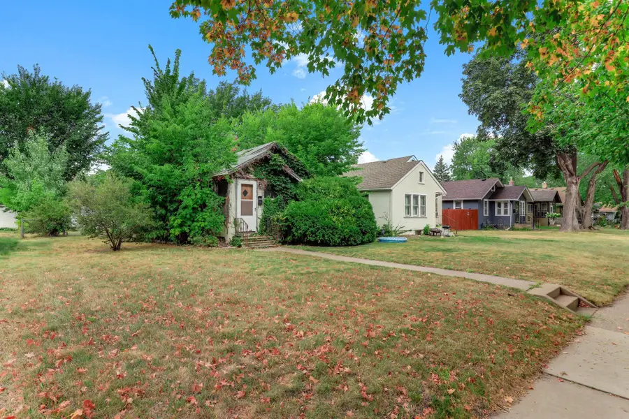4039 Upton Avenue N, Minneapolis, MN 55412 - #2