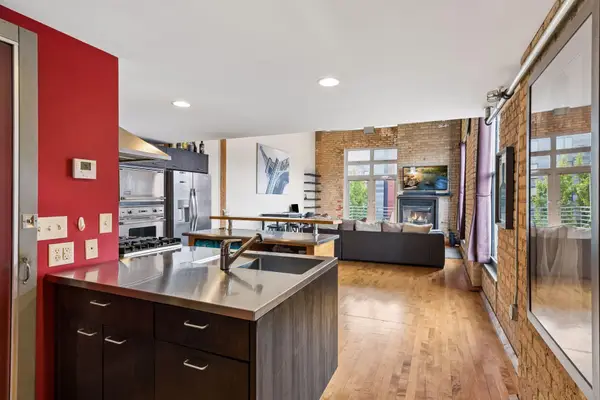 801 Washington Avenue N #321, Minneapolis, MN 55401