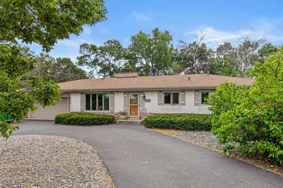 9339 Cedar Lake Road S, Saint Louis Park, MN 55426 - #3