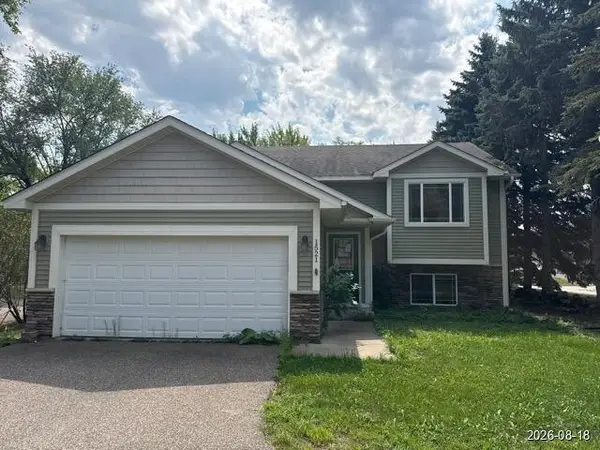 1521 Hydram Avenue N, Oakdale, MN 55128