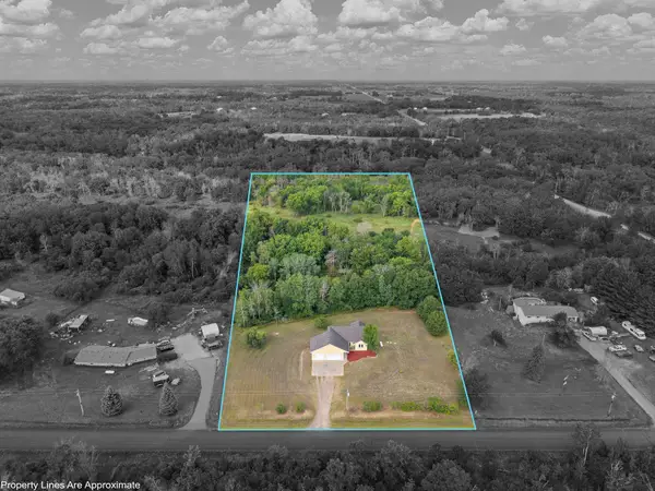 25990 Rum River Drive Nw, Isanti, MN 55040