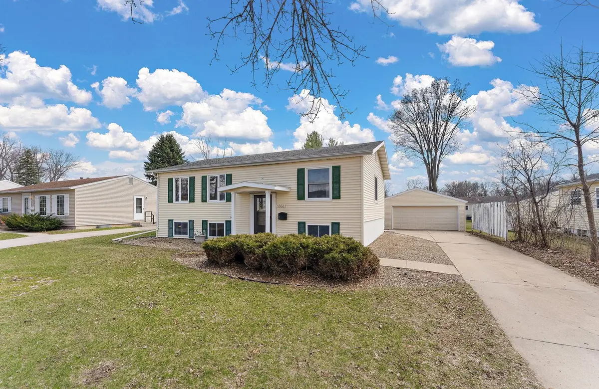 1866 38th Street Nw, Rochester, MN 55901 - #1