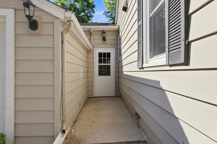 131 Elm Street E, Norwood Young America, MN 55368 - #3