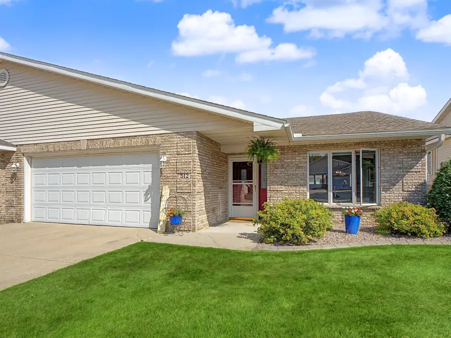 512 3rd Avenue Nw, Byron, MN 55920 - #2